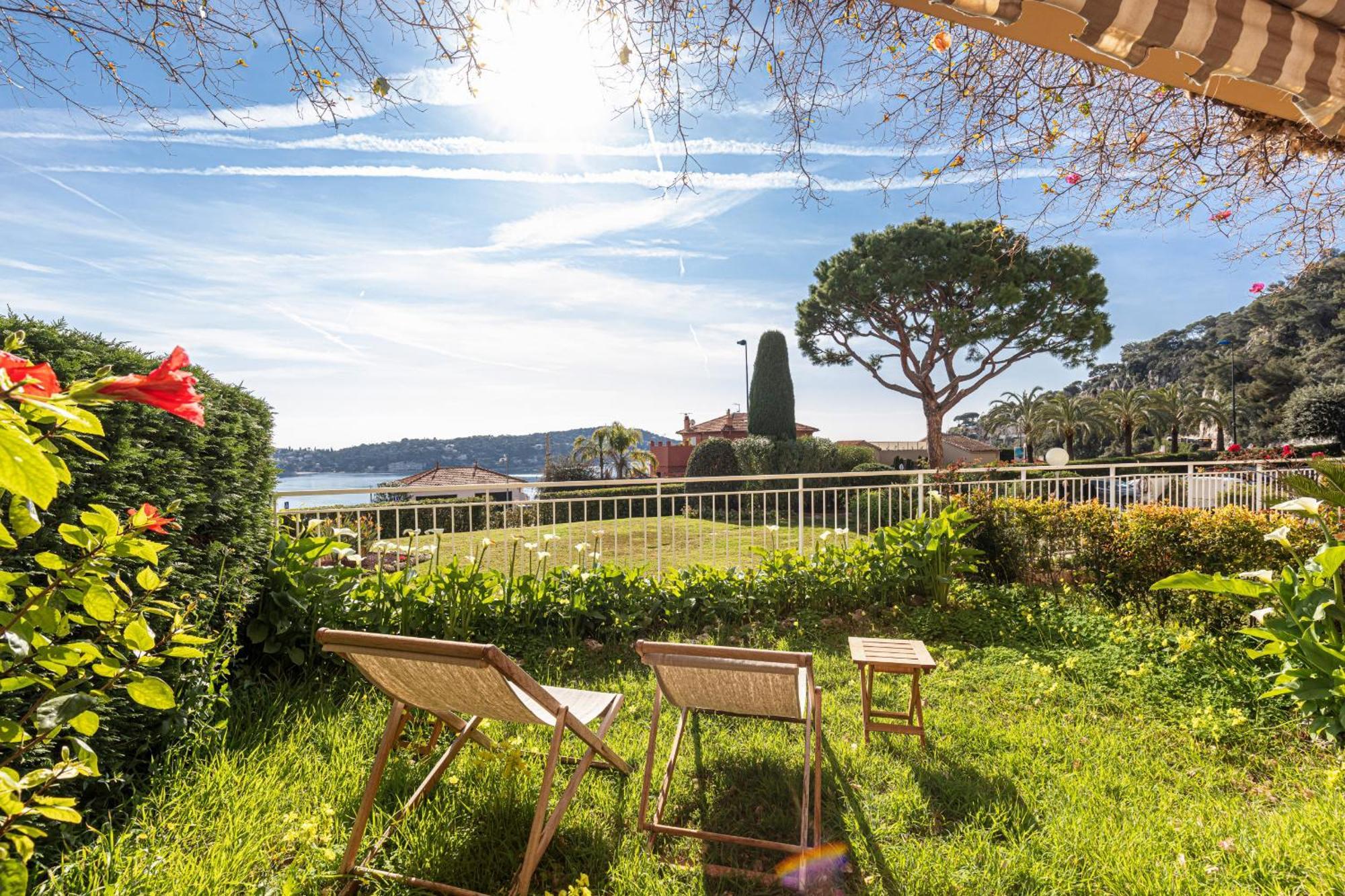 2 Bdr Villefranche-Sur-Mer Sea View Parking And Swimming Pool Bagian luar foto