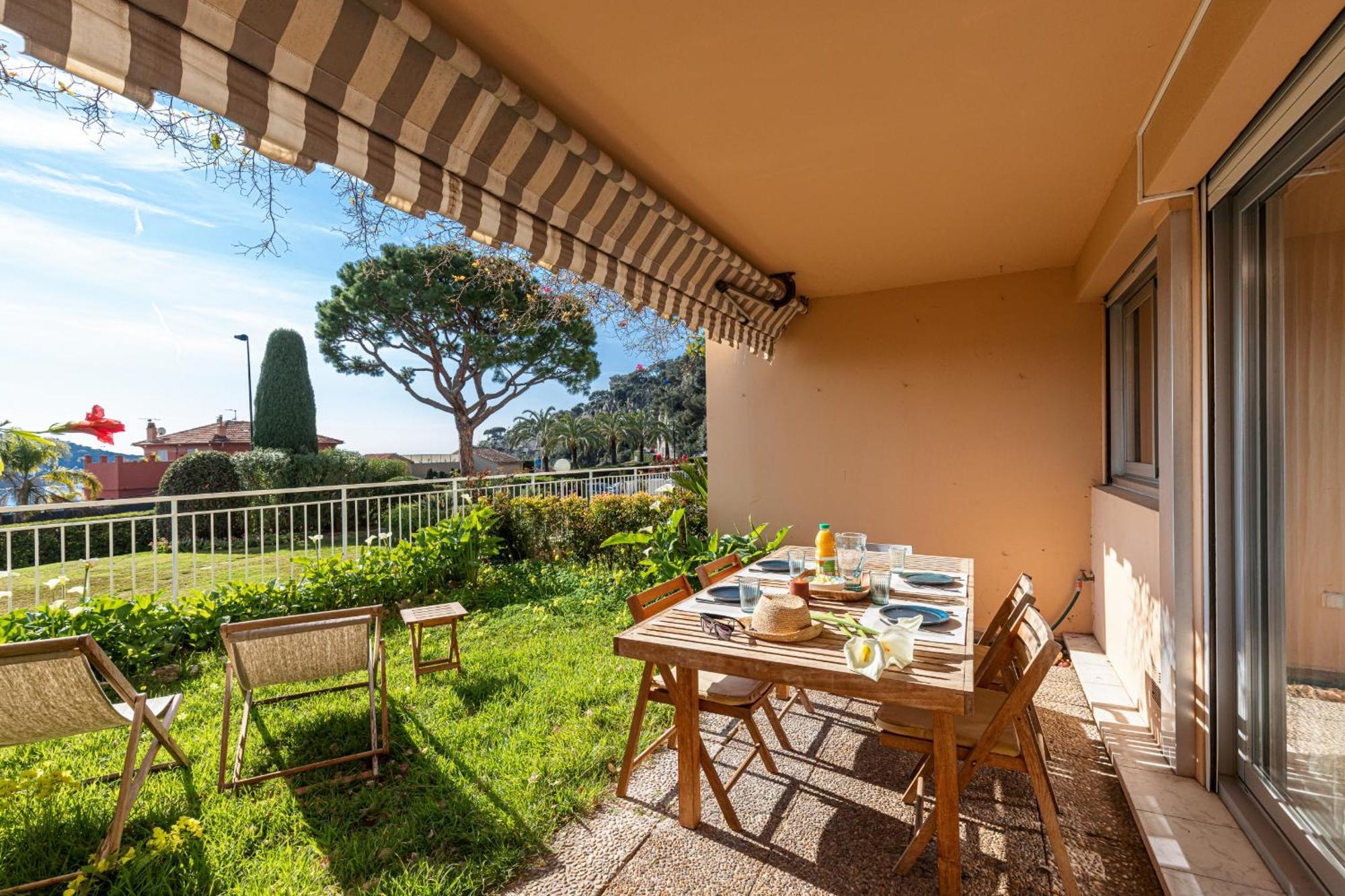 2 Bdr Villefranche-Sur-Mer Sea View Parking And Swimming Pool Bagian luar foto